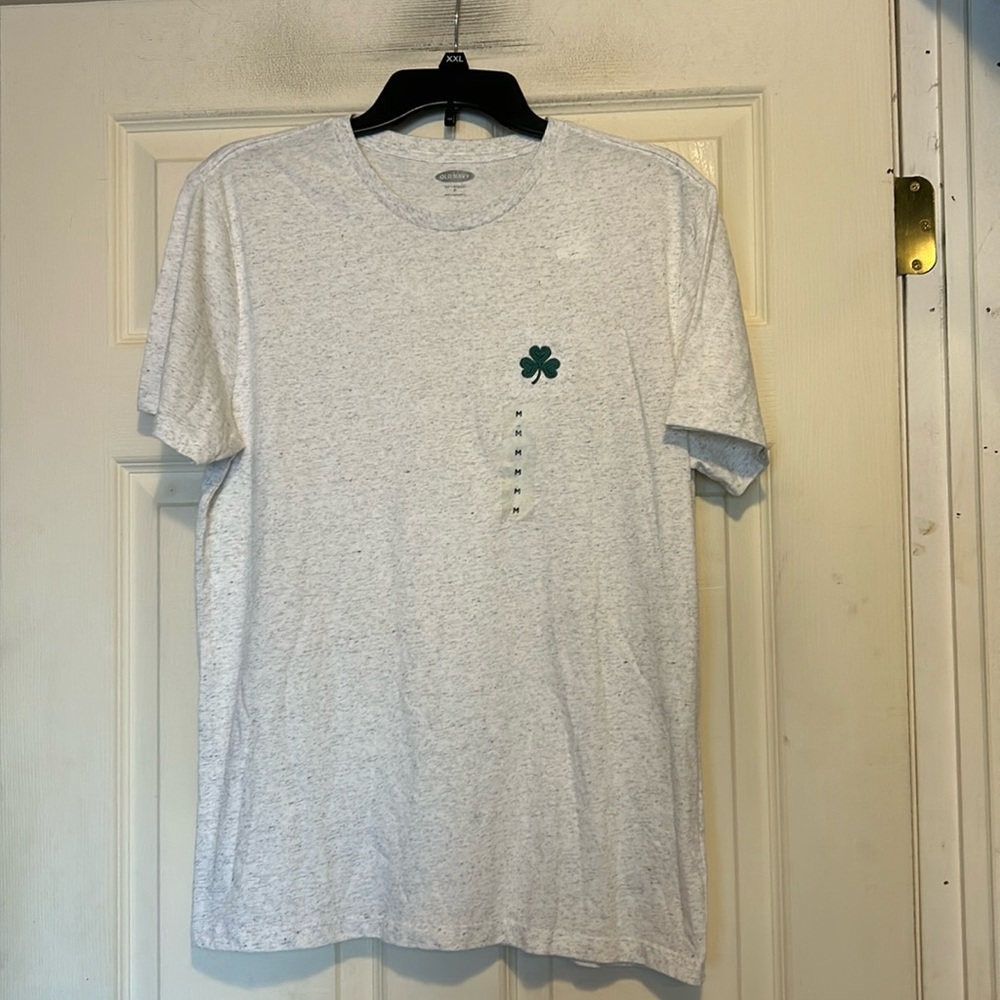 Old Navy Clover Shirt Size Medium Gray Green St. Patrick’s Day